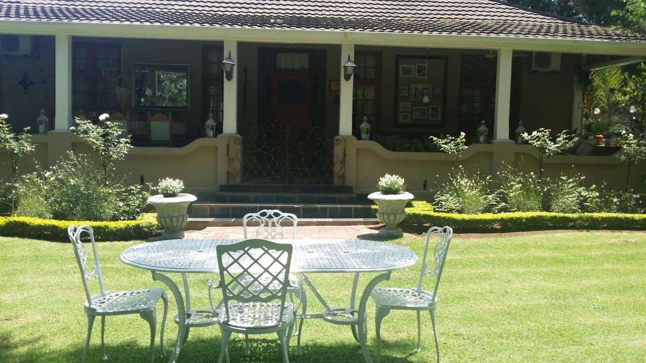 Farmhouse Lodge Newcastle Bagian luar foto